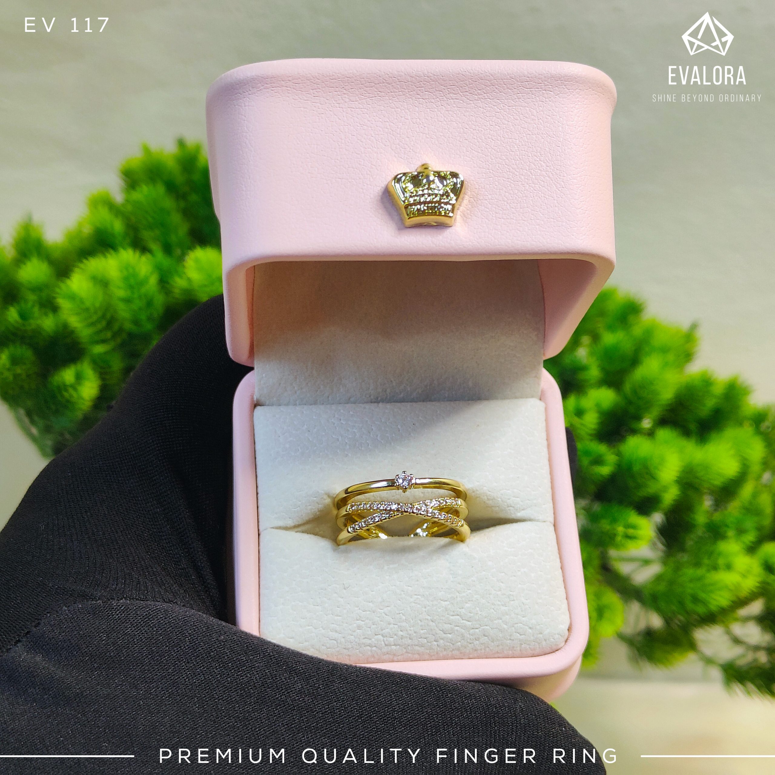 17 Trilogy Ring - Image 1